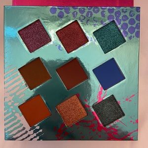 Hank & Henry Living in Color eyeshadow Palette